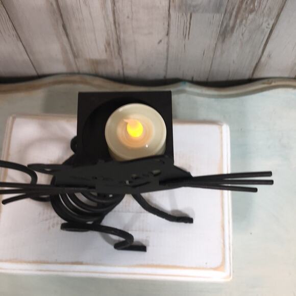 Adorable Partylite Halloween Decor - Mr. Bones and Dog and Cat with Aroma Warmer - Picture 7 of 16